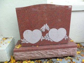 Mountain Rose granite double monument with two hearts